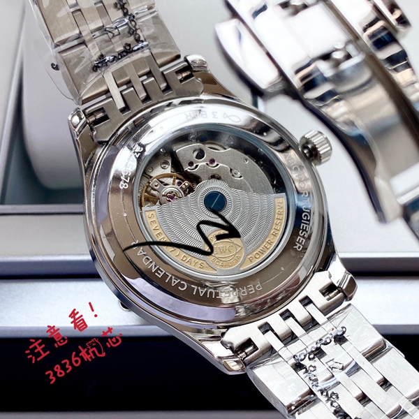 アイ・ダブリュー・シー角部分ディテール